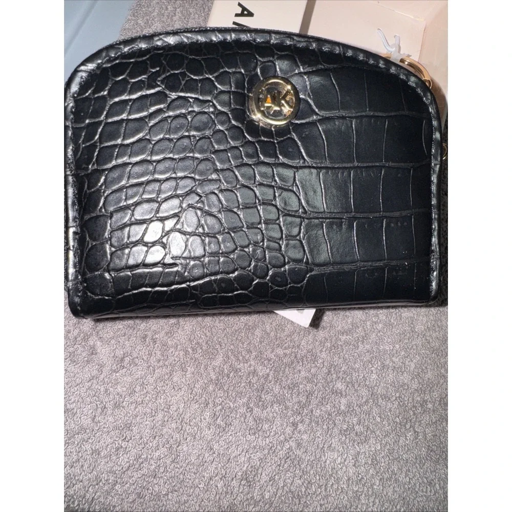 Anne Klein AK Curved Black Logo Card Case W/charms NWT